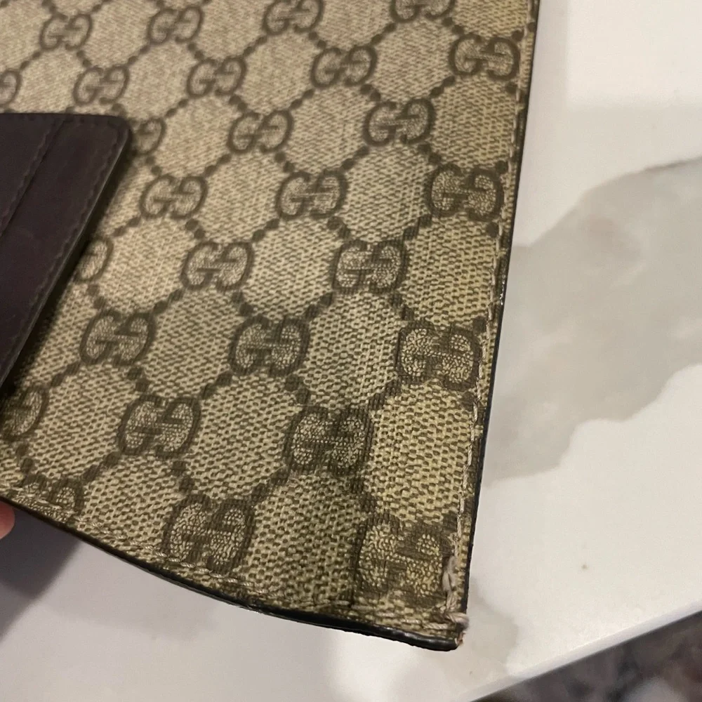 GUCCI Beige/Brown GG Coated Canvas iPad Case